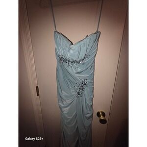 Mignon Light Blue Ruched Embellished Formal Gown Sweetheart Neckline Size 4